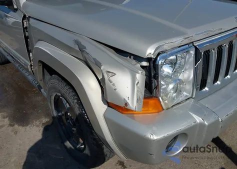 2007 Jeep Commander Sport из США, поврежденный, VIN 1J8HG48K07C559271